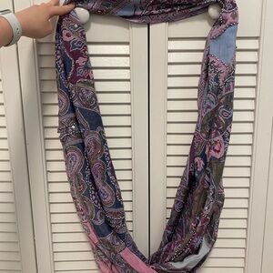 Raj Circle Scarf